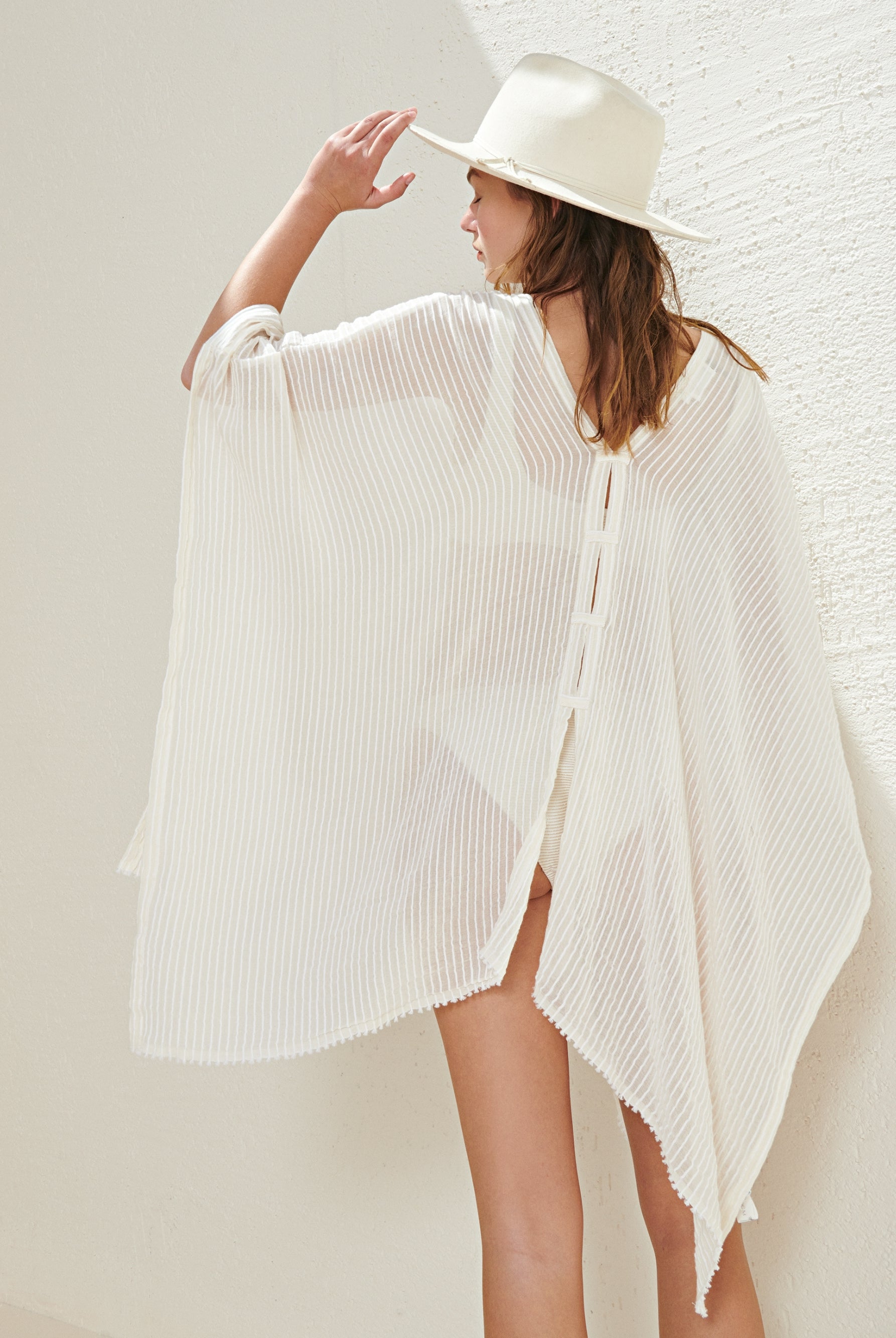 Ava Kimono White Stripes - The Handloom