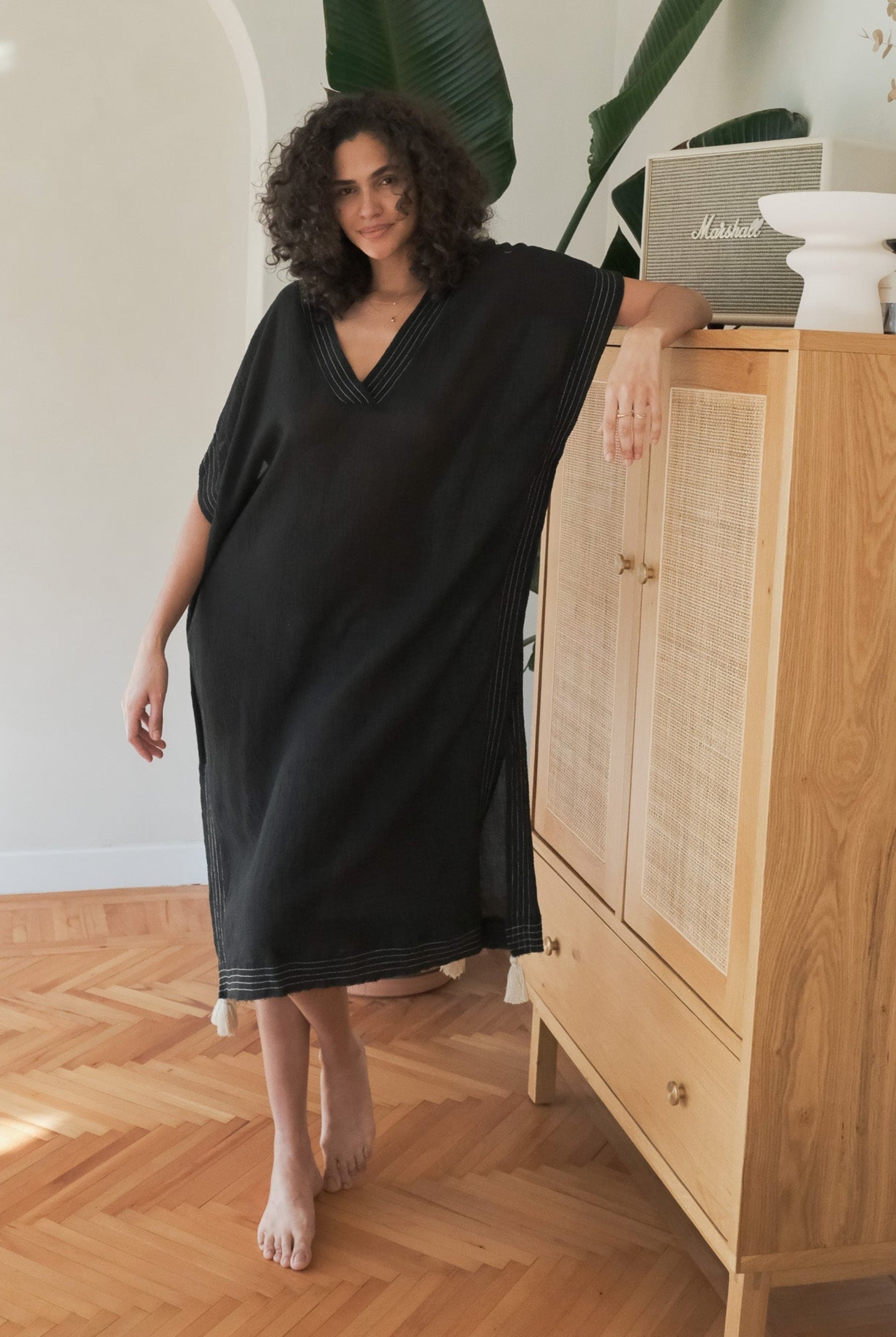 Ela Kaftan Black - The Handloom