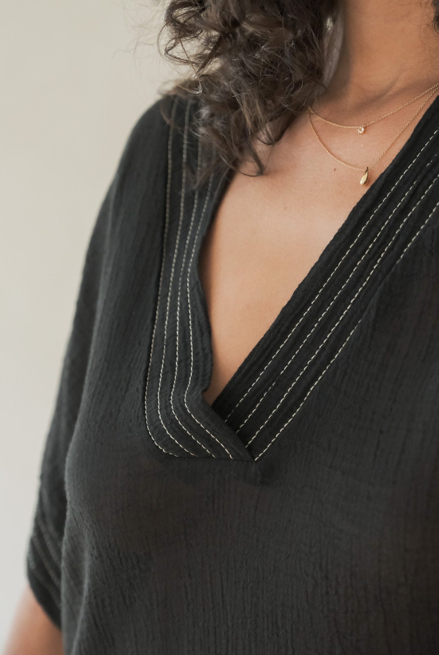 Ela Kaftan Black - The Handloom