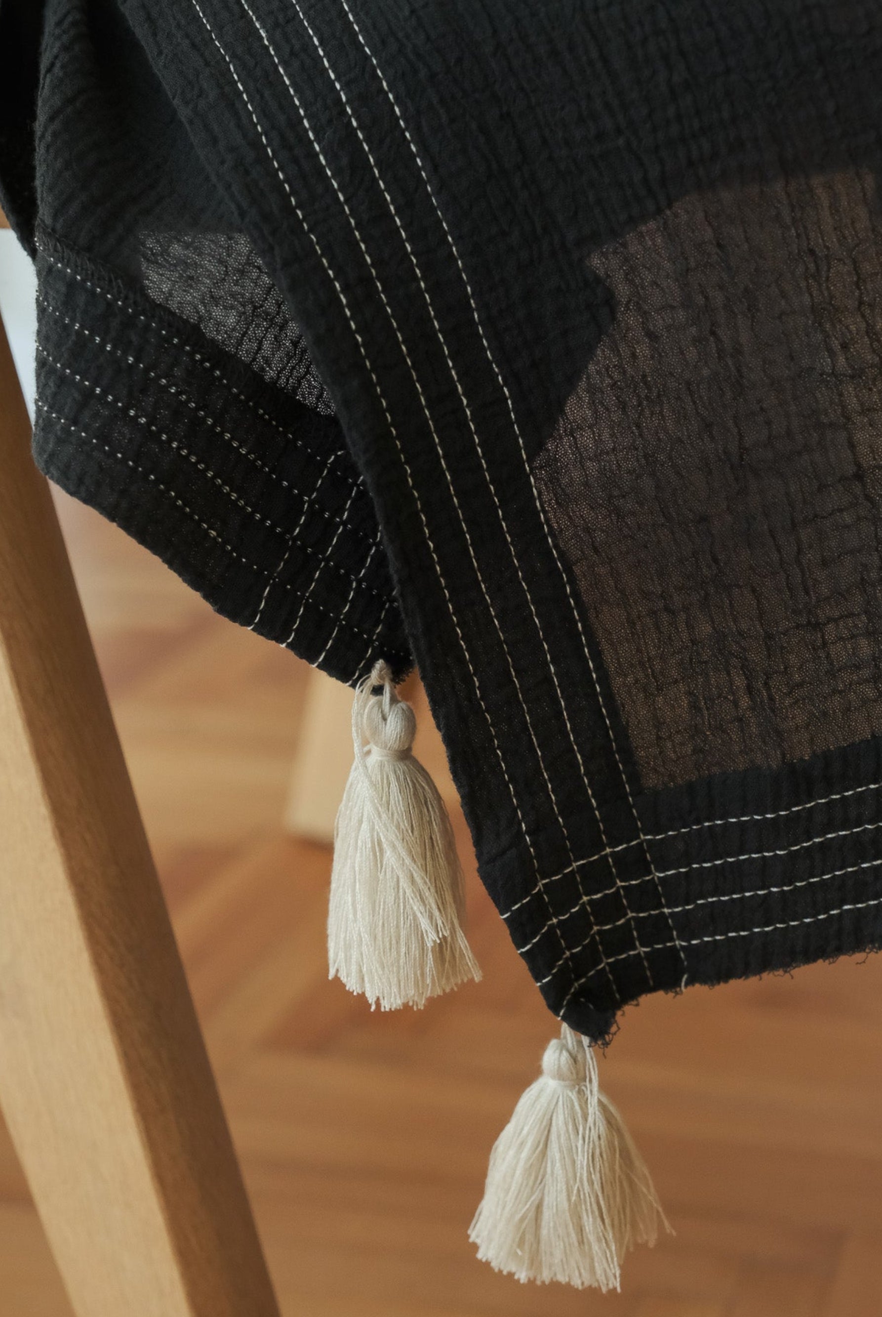 Ela Kaftan Black - The Handloom