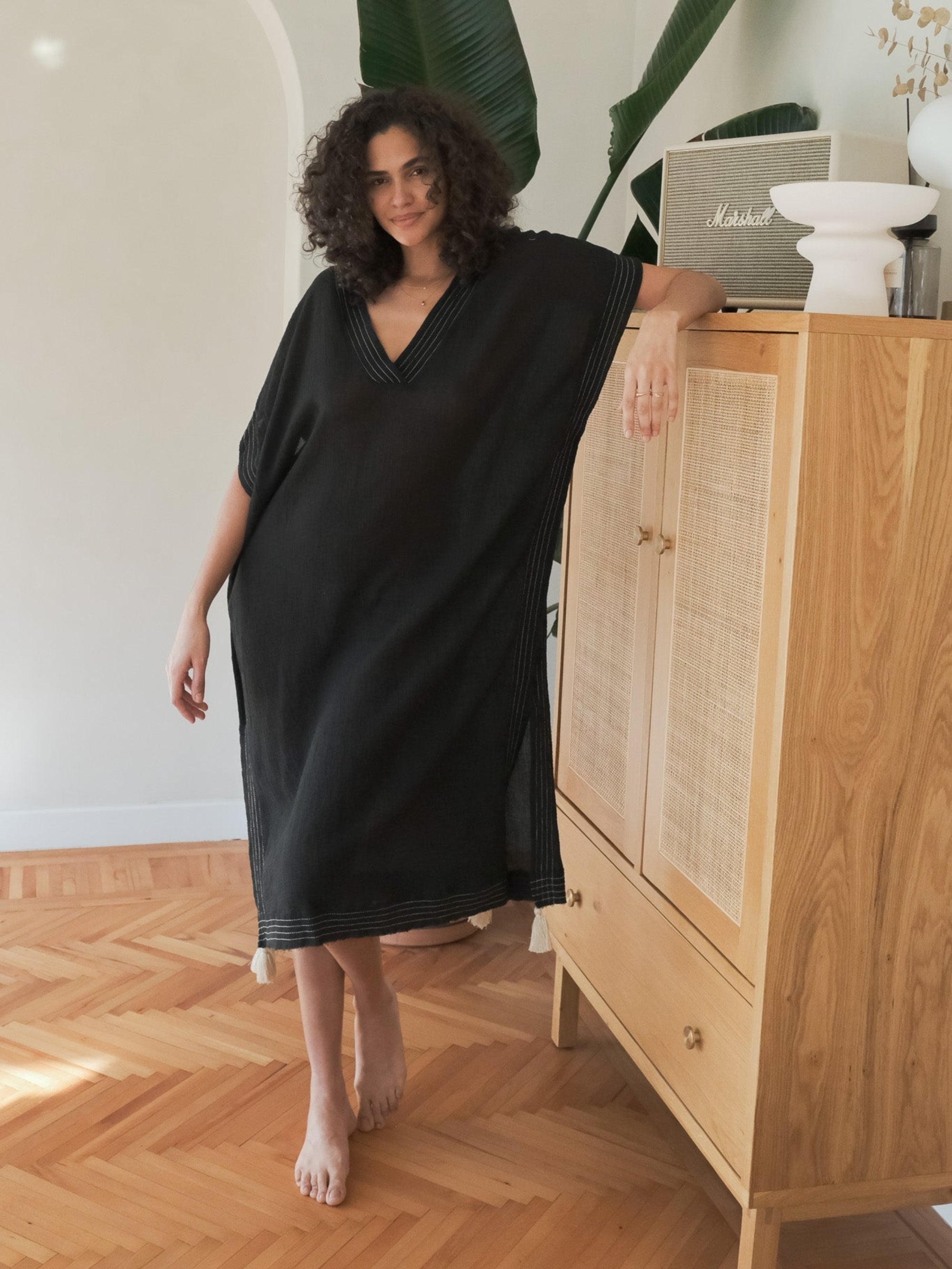 Ela Kaftan Black - The Handloom