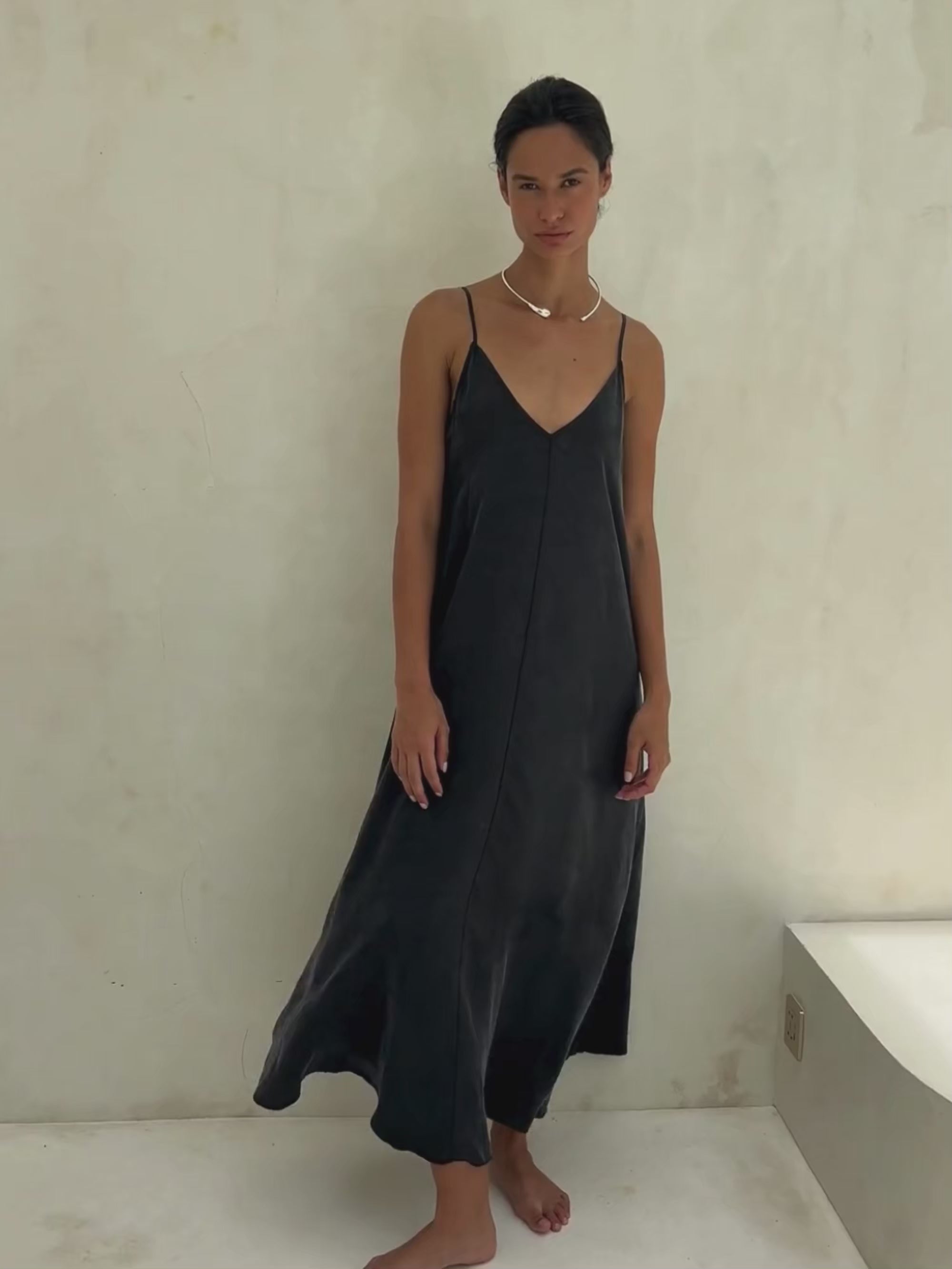 Black Voluminous Maxi Dress – Tencel | The Handloom