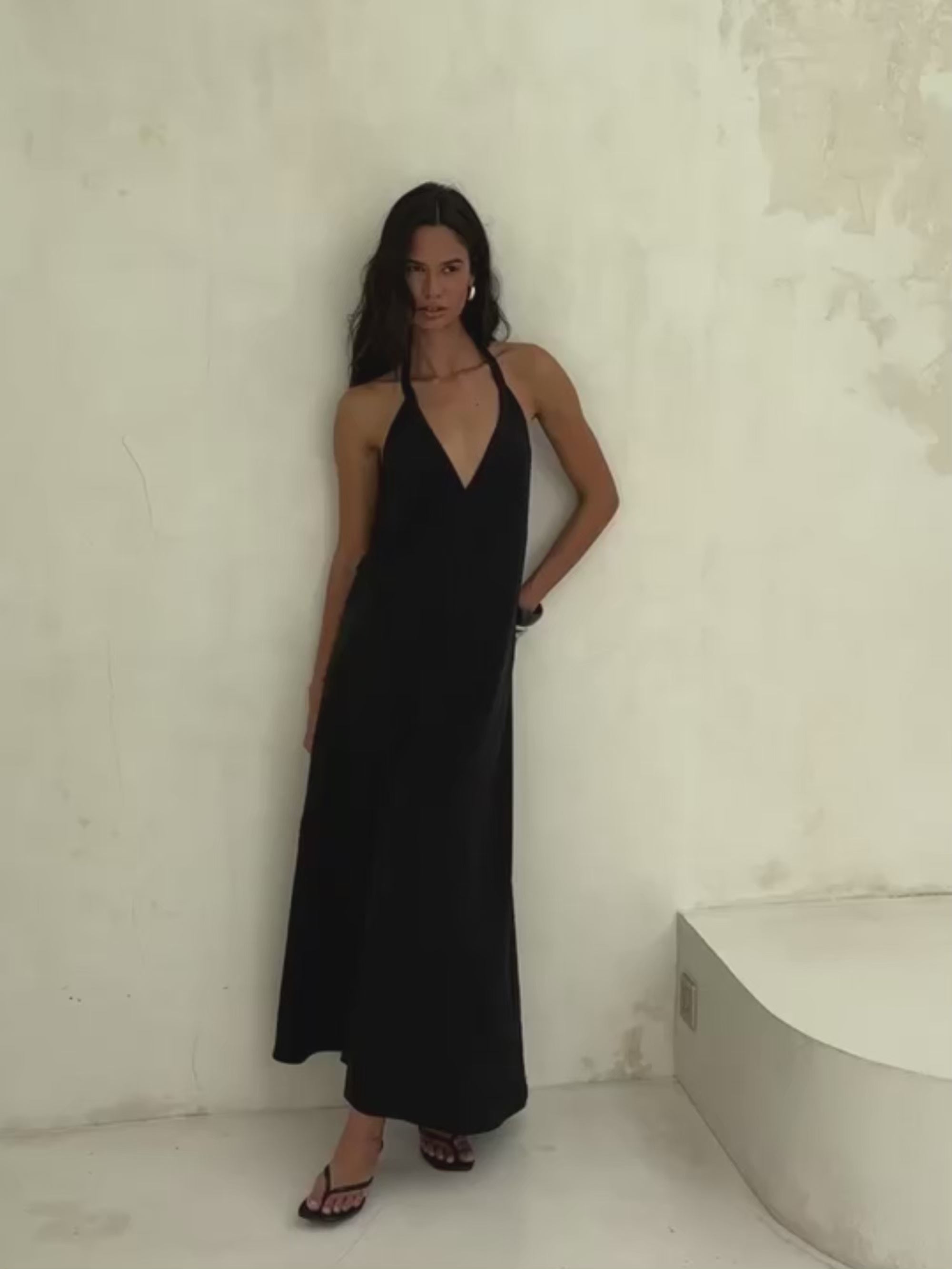 ワンピース Zoe set long dress black Black Open-Back Maxi Dress – Tencel | The Handloom