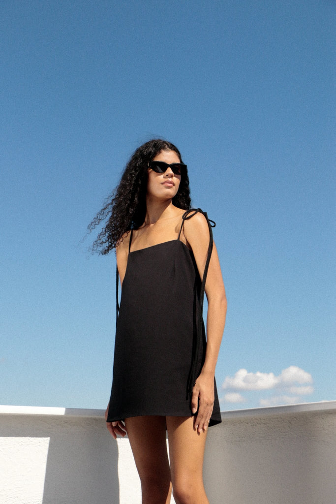 Love Buzz Dress Black - The Handloom