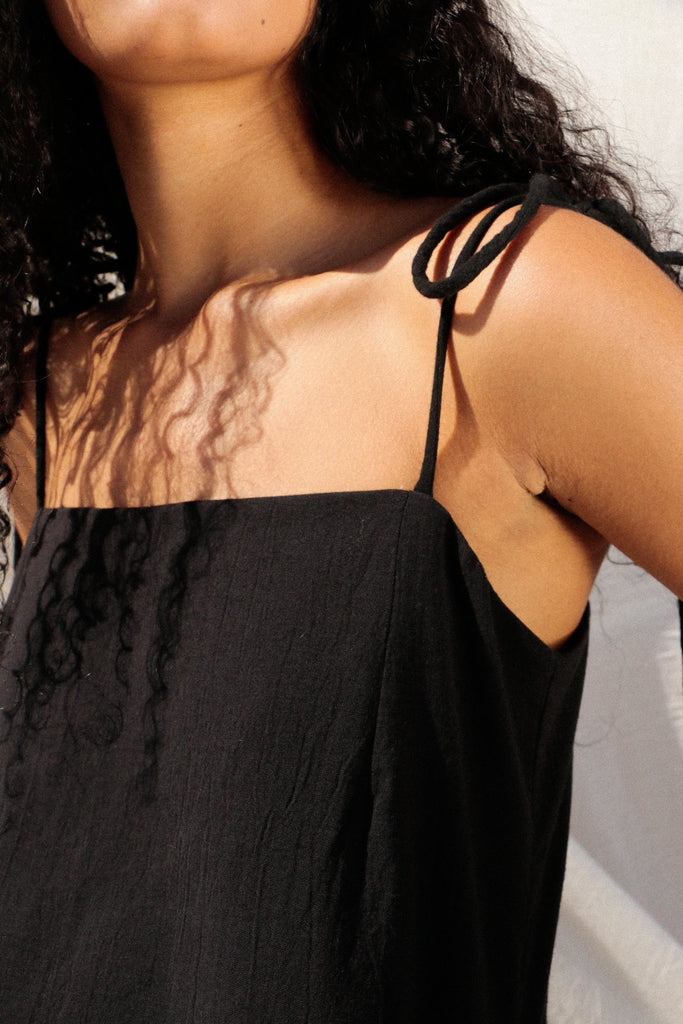 Love Buzz Dress Black - The Handloom